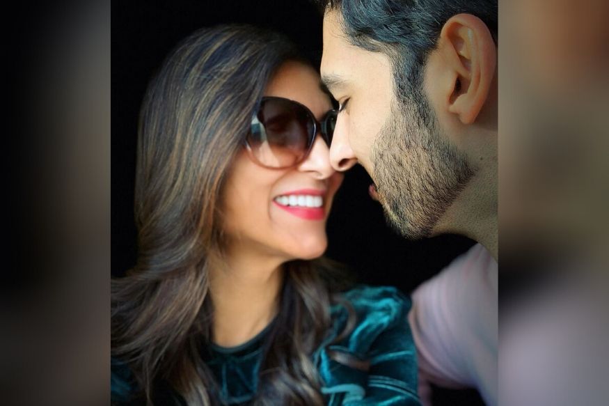 लॉकडाऊनमध्ये सुश्मिता सेननं सांगितली तिची 'लव्ह स्टोरी', पाहा VIDEO