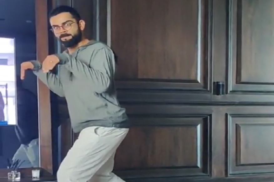 विराट कोहलीचा Dinosaur Walk पाहिला का? सोशल मीडियावर Memes चा पाऊस