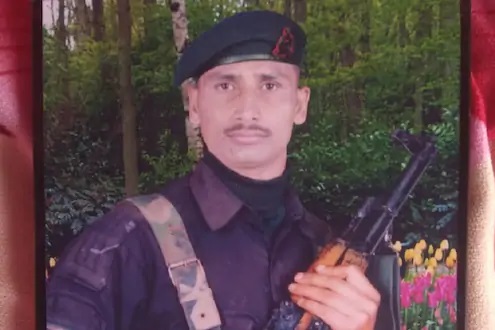 महाराष्ट्राचा सुपुत्र शहीद, दोन मुली आणि सहा महिन्याचा मुलगा झाला पोरका