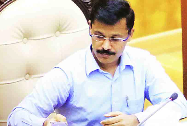 तुकाराम मुंढेंनी नागपुरात करुन दाखवलं, आदित्य ठाकरेंनी केलं कामगिरीचं कौतुक