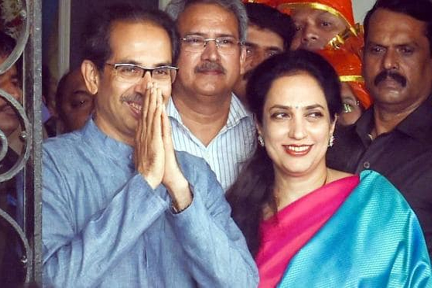 ते पुढे राज्य सरकारवर हल्ला चढवित म्हणाले – प्रतीकात्मक बलिदानाचा काय अर्थ होतो, हे राज्य सरकारला हे स्पष्ट करायला हवे. गेल्या आठवड्यात राज्य सरकारेन कोविड-19 महासाथीदरम्यान 31 जुलै आणि 1 ऑगस्ट रोजी सण साजरा करण्यासाठी काही नियम लागू केले आहेत. यानुसार घरातच नमाज अदा करावे आणि कुर्बानी देण्यासाठी ऑनलाइन वा फोनवरुन खरेदी करावी.