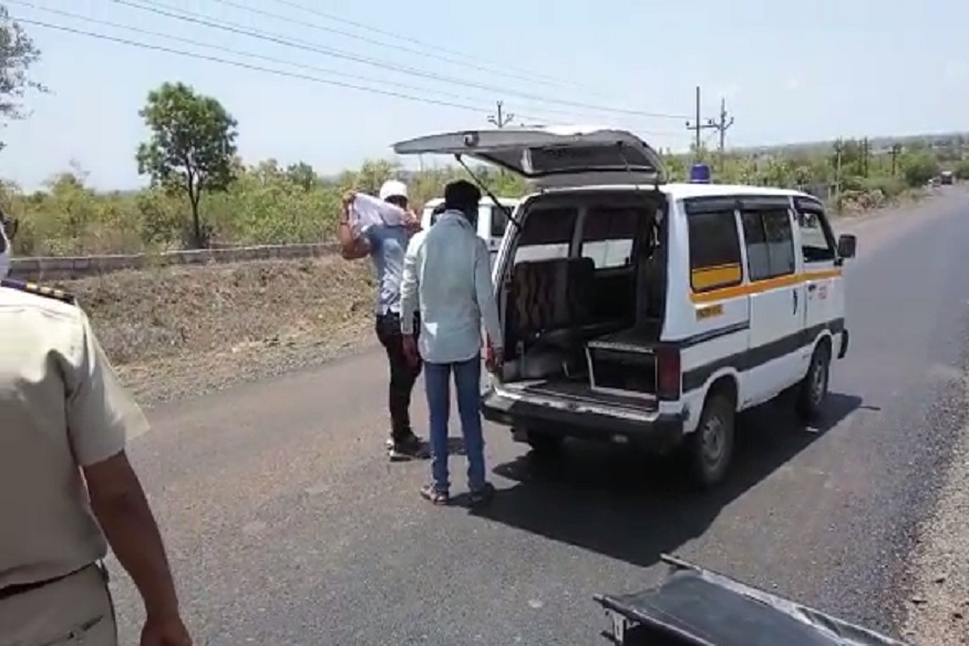 शेतात निघालेल्या शेतकऱ्याचा अपघाती मृत्यू, खरीपाची पेरणी करण्याआधीच काळाचा घाला