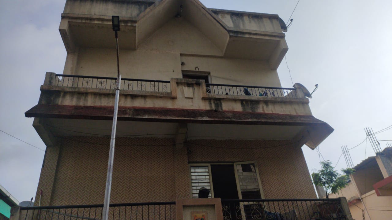 पुण्यात सामूहिक आत्महत्येनं खळबळ! दाम्पत्यानं दोन चिमुकल्यासह संपवलं आयुष्य