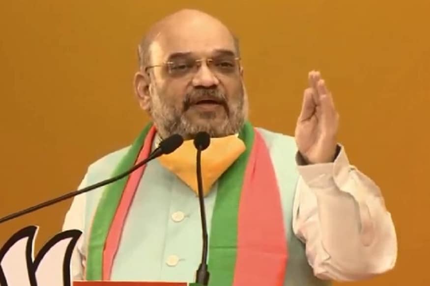 एका ट्विटमध्ये विद्युत जामवाल याने देशाचे गृहमंत्री अमित शहा यांना गळा भेट घेण्यासंदर्भातील वक्तव्य केलं आहे. एका ट्विटमध्ये विद्युत जामवाल याने देशाचे गृहमंत्री अमित शहा यांना गळा भेट घेण्यासंदर्भातील वक्तव्य केलं आहे.