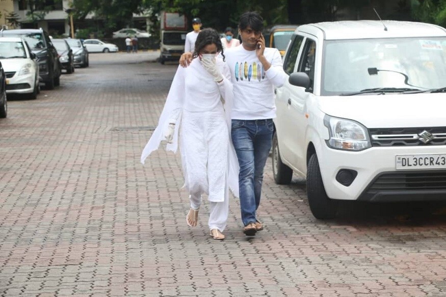 अंकिता आणि सुशांत हे टेलिव्हिजन जगतातील सर्वांचे आवडते कपल होते. दोघांच्या ब्रेकअपनंतर अनेकांना त्याबाबत वाईट वाटले होते. अंकिता आणि सुशांत हे टेलिव्हिजन जगतातील सर्वांचे आवडते कपल होते. दोघांच्या ब्रेकअपनंतर अनेकांना त्याबाबत वाईट वाटले होते.