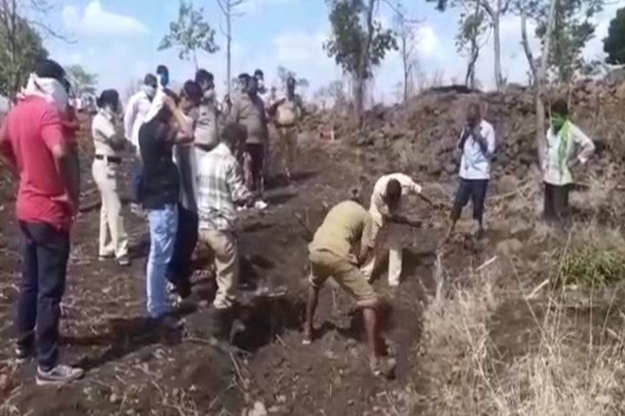 मन सुन्न करणारी घटना! बायकोनं प्रियकराच्या मदतीनं नवऱ्याचा काढला असा काटा