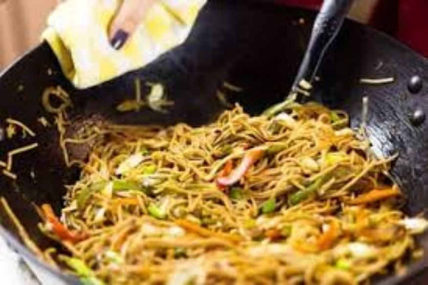 देशात चायनीज फूडवर घाला बंदी; भारत-चीन तणावानंतर केंद्रीय मंत्र्यांनी केली मागणी