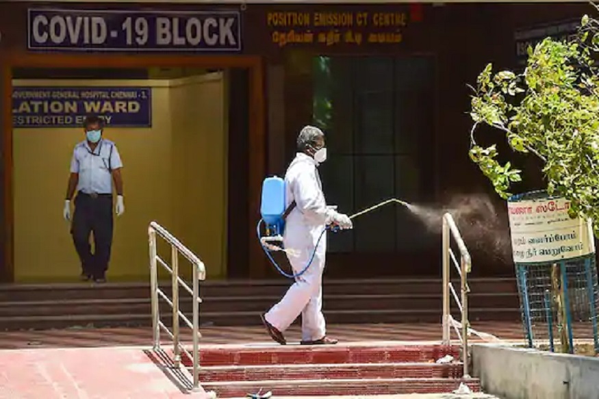 हैदराबादमध्ये याआधीही पार्टी आणि इतर कार्यक्रम आयोजित करण्याच्या अशा घटना घडल्या असून त्यामुळे काही जणांचा मृत्यू सुद्धा झाला आहे.