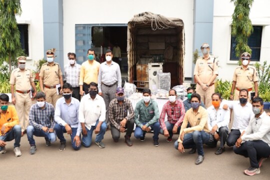 लॉकडाऊनमध्ये चोरीतील गुन्हेगार गजाआड, पिंपरी-चिंचवडमध्ये पोलिसांच्या कारवाईला यश