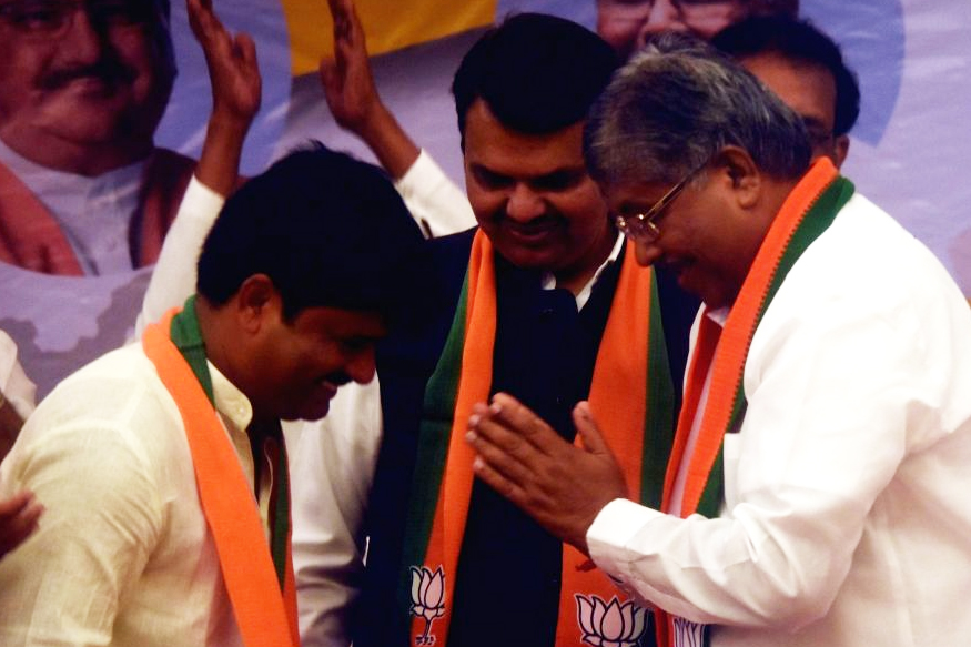 भाजप नेत्याने केले शरद पवारांचे समर्थन, गोपीचंद पडळकरांना झापले