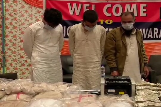 पाकिस्तानचा सर्वात मोठा कट उधळला, 100 कोटींचे ड्राग्स आणि मोठी रक्कम जप्त