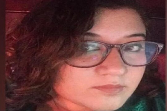 'कोविड-19 से आज पूरा देश लड़ रहा है...' या कॉलर ट्यूनमधला आवाज कोणाचा आहे?
