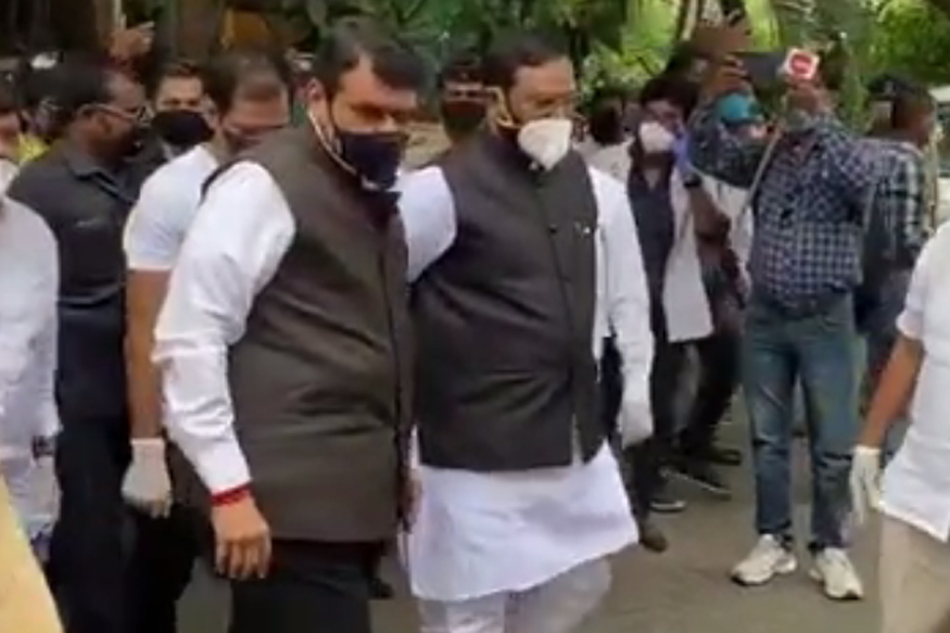 खळबळजनक बातमी, भाजप आमदाराला कोरोना, फडणवीसांसह शरद पवारांच्या बैठकीला होते हजर!