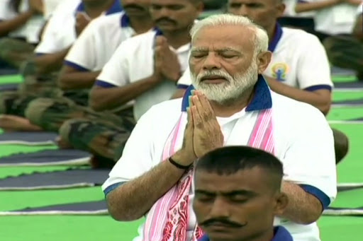 मोदींचा Yoga Day यावर्षी डिजिटल; सोशल मीडियावर अवतरले नवे इमोजी