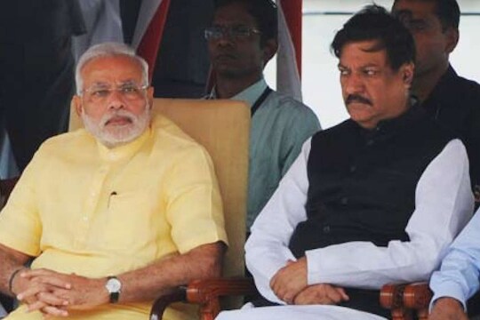 पृथ्वीराज चव्हाणांचा भाजपवर गंभीर आरोप, नमो अ‍ॅपबद्दल केली मोठी मागणी