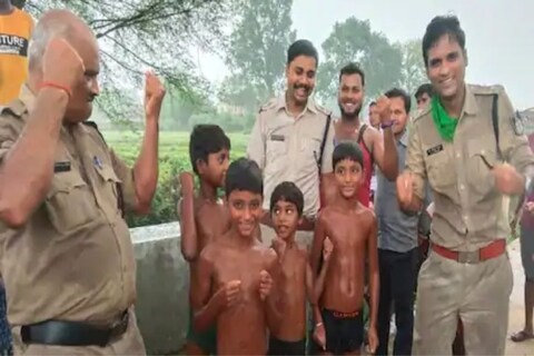 अचानक सुरू झालेल्या पावसामुळे काही क्षणात या मुलांना पाण्याने वेढलं. पाण्याचा प्रवाह इतका होता की गावकऱ्यांच्या मदतीनंतरही त्यांना बाहेर येणं शक्य होतं नव्हतं