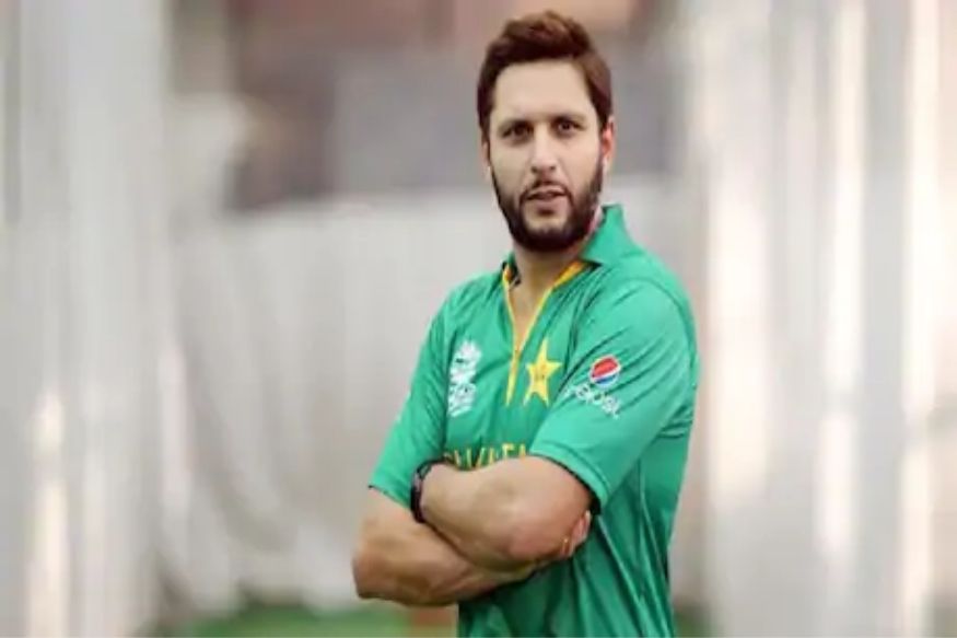 पाकिस्तानचा माजी कर्णधार शाहिद आफ्रिदी कोरोना पॉझिटिव्ह, 3 दिवसांपासून प्रकृती बिघडली