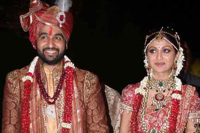 नंतर बऱ्याच वर्षांनी शिल्पानं बिझनेसमन राज कुंद्राशी लग्न केलं. आता ती दोन मुलांची आई आहे आणि लवकरच बॉलिवूडमध्ये कमबॅक करणार आहे. 