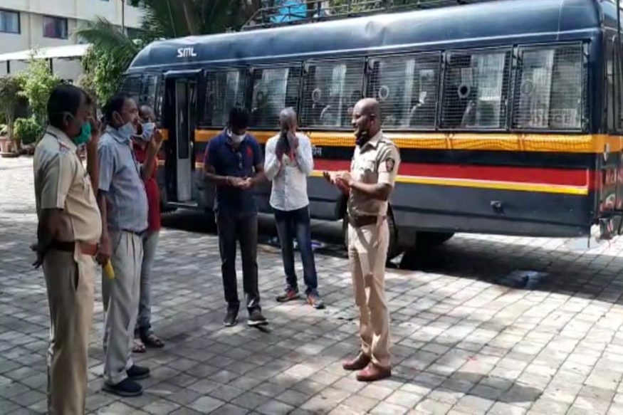 दोन खुनाच्या घटनेनं शिर्डी हादरली, पोलिसांनी शहरात केली मोठी कारवाई