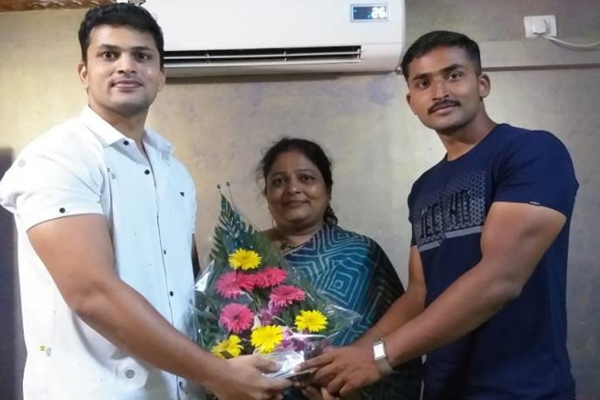 मटका व्यावसायिकाचा मुलगा बनला नायब तहसीलदार, मृत वडिलांचं स्वप्न केलं पूर्ण!