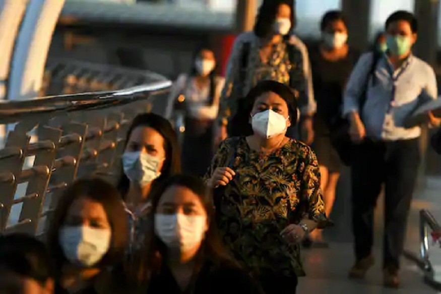 कोरोना झाला तर 2 लाख रुपये देणार; या देशाची परदेशी पर्यटकांना ऑफर