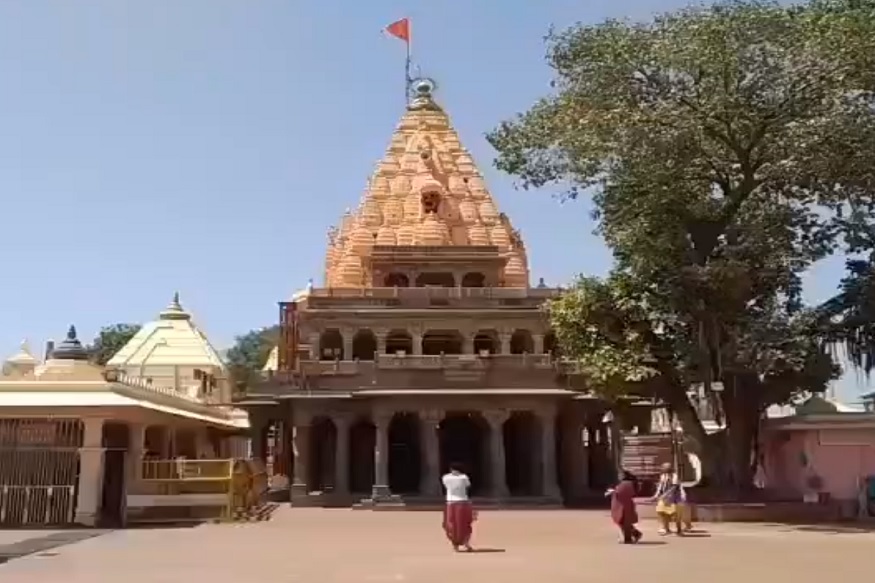 solar eclipse : ग्रहणकाळातही 'हे' मंदिर भाविकांसाठी खुलं, काय आहे यामागची कहाणी