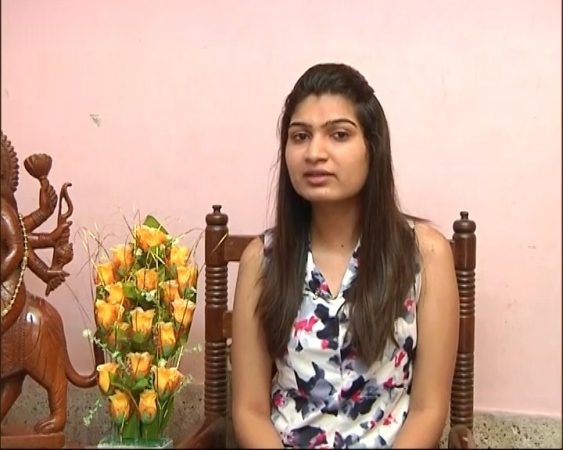 2016 मध्ये मात्र नम्रता यांनी 99 वा क्रमांक मिळवून यशस्वी झाल्या. या टप्प्यावरही, दंतेवाडामधून निवड झालेल्या त्या पहिल्याच उमेदवार होत्या, तरीही त्यांच्याकडे नाव नोंदण्यासाठी अद्याप अनेक नोंदी आहेत. नम्रताला रँकनुसार आयपीएस सेवा मिळाली. मात्र IAS होण्याचं स्वप्न मनाशी कायम पक्क होतं. 2016 मध्ये मात्र नम्रता यांनी 99 वा क्रमांक मिळवून यशस्वी झाल्या. या टप्प्यावरही, दंतेवाडामधून निवड झालेल्या त्या पहिल्याच उमेदवार होत्या, तरीही त्यांच्याकडे नाव नोंदण्यासाठी अद्याप अनेक नोंदी आहेत. नम्रताला रँकनुसार आयपीएस सेवा मिळाली. मात्र IAS होण्याचं स्वप्न मनाशी कायम पक्क होतं.
