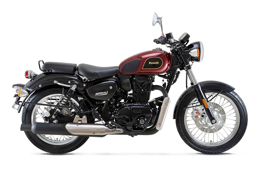 भारतात Benelli Imperiale 400 BS6 ची एक्स शोरुम किंमतही 1.99 लाख रुपये इतकी आहे. या बाइकची डिलेव्हरी ऑगस्ट महिन्याच्या पहिल्या आठवड्यापासून सुरू होणार आहे. भारतात Benelli Imperiale 400 BS6 ची एक्स शोरुम किंमतही 1.99 लाख रुपये इतकी आहे. या बाइकची डिलेव्हरी ऑगस्ट महिन्याच्या पहिल्या आठवड्यापासून सुरू होणार आहे.