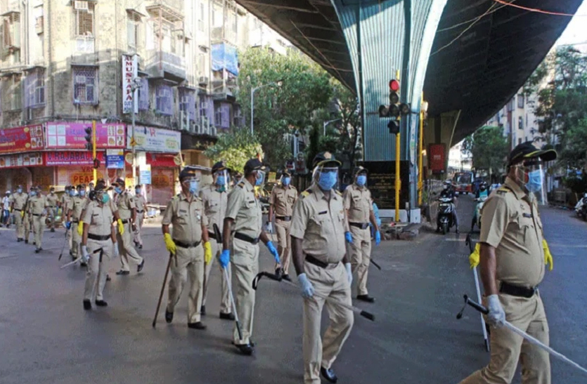 धक्कादायक बातमी! महाराष्ट्र पोलिस दलात 24 तासांत 133 जणांना कोरोना, दोघांचा मृत्यू
