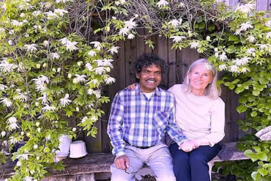 अजब प्रेमाची गजब कहानी! जोडीदाराला भेटण्यासाठी सायकलवरून PK ने दिल्लीहून गाठलं स्वीडन