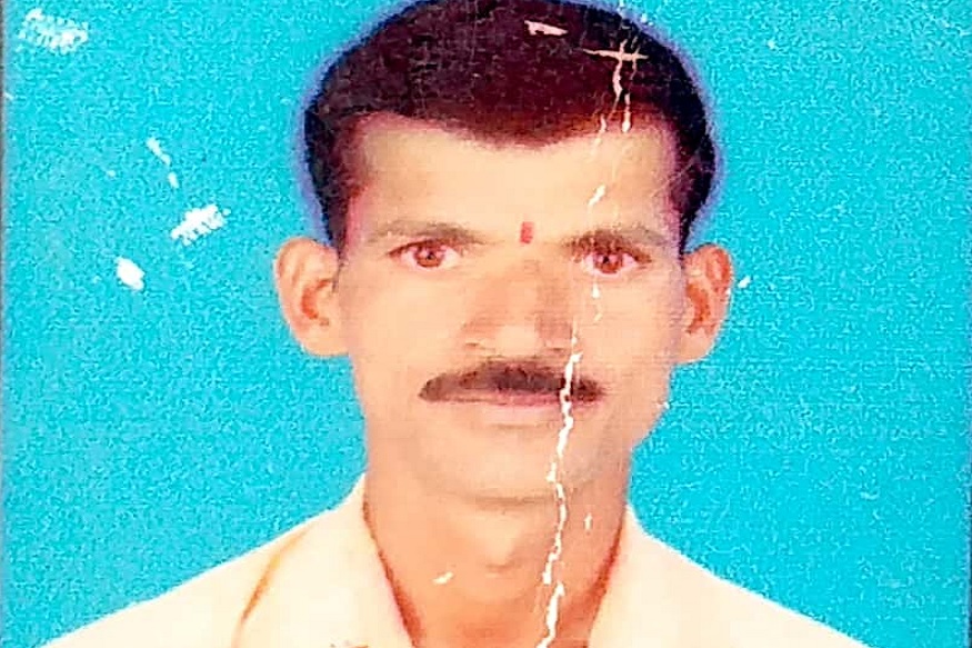 लेकराला नाही घेऊ शकले लॅपटॉप, हताश बळीराजानं उचललं टोकाचं पाऊल