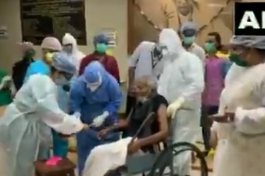 वाढदिवशी कोरोनाला हरवलं; 101 वर्षीय आजोबांचं रुग्णालयात सेलिब्रेशन, केक खाऊन झाले डिस्चार्ज