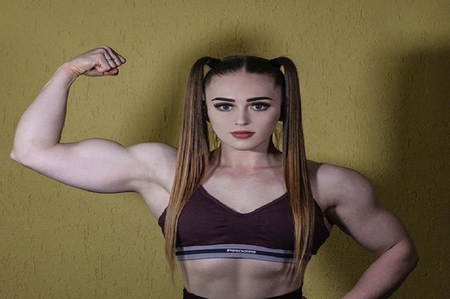 मोठमोठ्या बॉ़डी बिल्डरना टक्कर देतेय 24 वर्षांची तरुणी, VIDEO पाहून विश्वास बसणार नाही