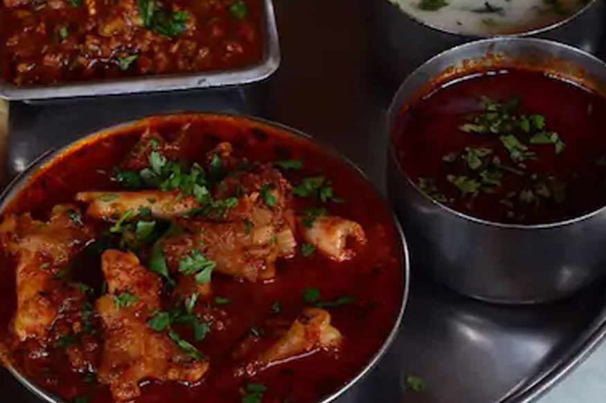 कोरोना नाही म्हणून मारला बोकड पार्टीवर ताव, आता चुपचाप झाले गाव!