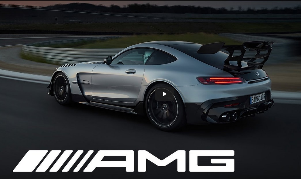 Mercedes-AMG GT ब्लॅक सीरीजमध्ये बरमेस्टर साउंड सिस्टम, एक टचपॅड मिळेल. या गाडीत इंधनचा क्षमता ही तब्बल 75 लिटर इतकी आहे. Mercedes-AMG GT ब्लॅक सीरीजमध्ये बरमेस्टर साउंड सिस्टम, एक टचपॅड मिळेल. या गाडीत इंधनचा क्षमता ही तब्बल 75 लिटर इतकी आहे.