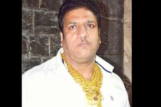 पुण्यात 'मुळशी पॅटर्न'चा थरार, घरात घुसून गुन्हेगाराची हत्या; कोयत्याच्या हल्ल्यात हातच तुटला