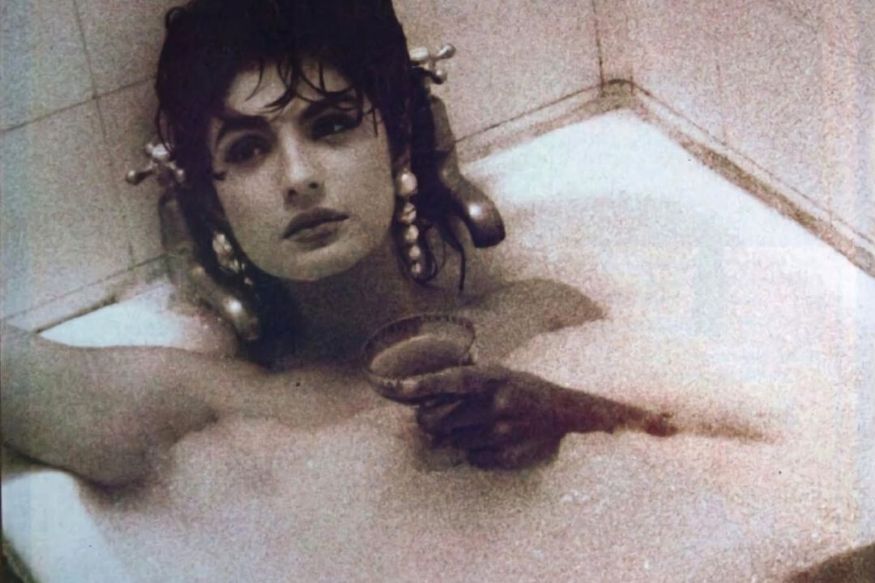 पूजा भटने शेअर केला BOLD PHOTO, म्हणते; मला टीकेची भीती नाही कारण...