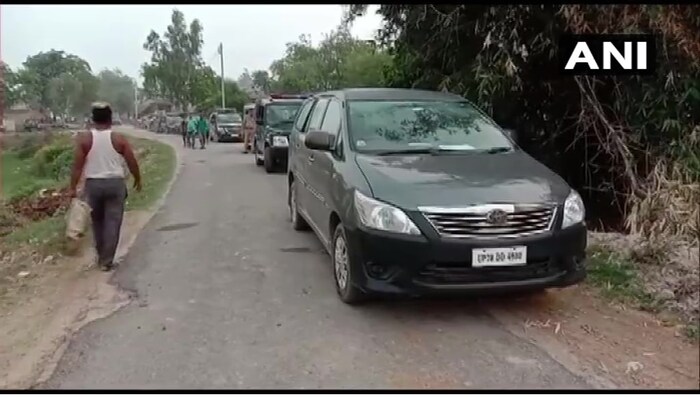 या हल्ल्यात पोलीस चौकी इंचार्ज, एसओ, सीओ यांच्यासह 5 पोलीस कर्मचारी शहीद झाले आहेत. तर 4 शिपायी जखमी आहेत. 7 ते 8 जणांनी मिळून हा हल्ला केला असण्याची शक्यता व्यक्त केली जात आहे.