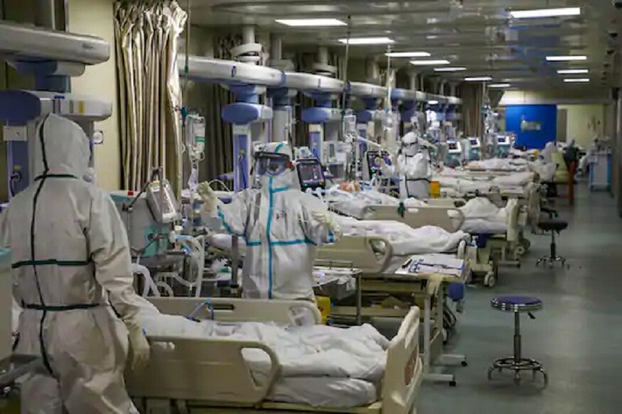 देशात 1.61 रुग्णांना ICU ची गरज आहे. तर 2.32 टक्के रुग्णांना ऑक्सिजनची आवश्यकता. ही संख्या आटोक्यात राहावी असा सरकारचा प्रयत्न असल्याचं त्यांनी सांगितलं. देशात 1.61 रुग्णांना ICU ची गरज आहे. तर 2.32 टक्के रुग्णांना ऑक्सिजनची आवश्यकता. ही संख्या आटोक्यात राहावी असा सरकारचा प्रयत्न असल्याचं त्यांनी सांगितलं.