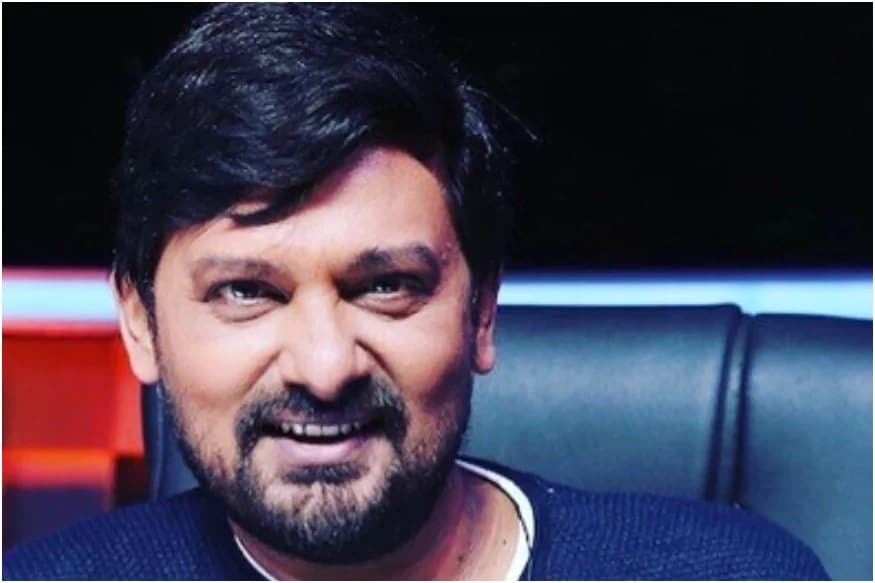 प्रसिद्ध संगीतकार वाजिद खान यांनी 1 जून रोजी जगाला निरोप घेतला. वाजिद खान मूत्रपिंडाच्या आजाराने ग्रस्त होता आणि प्रकृती बिघडल्यानंतर त्याला मुंबईतील रुग्णालयात दाखल करण्यात आले होते. काही महिन्यांपूर्वी त्याच्या किडनीचे प्रत्यारोपण करण्यात आले. प्रसिद्ध संगीतकार वाजिद खान यांनी 1 जून रोजी जगाला निरोप घेतला. वाजिद खान मूत्रपिंडाच्या आजाराने ग्रस्त होता आणि प्रकृती बिघडल्यानंतर त्याला मुंबईतील रुग्णालयात दाखल करण्यात आले होते. काही महिन्यांपूर्वी त्याच्या किडनीचे प्रत्यारोपण करण्यात आले.