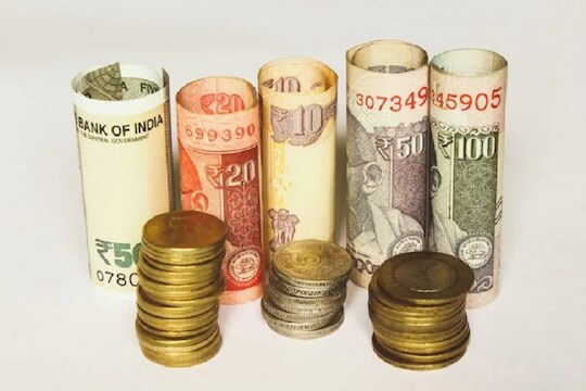 आजपासून बदलणार तुमच्याशी संबंधित हे 10 नियम, खिशावर होणार थेट परिणाम