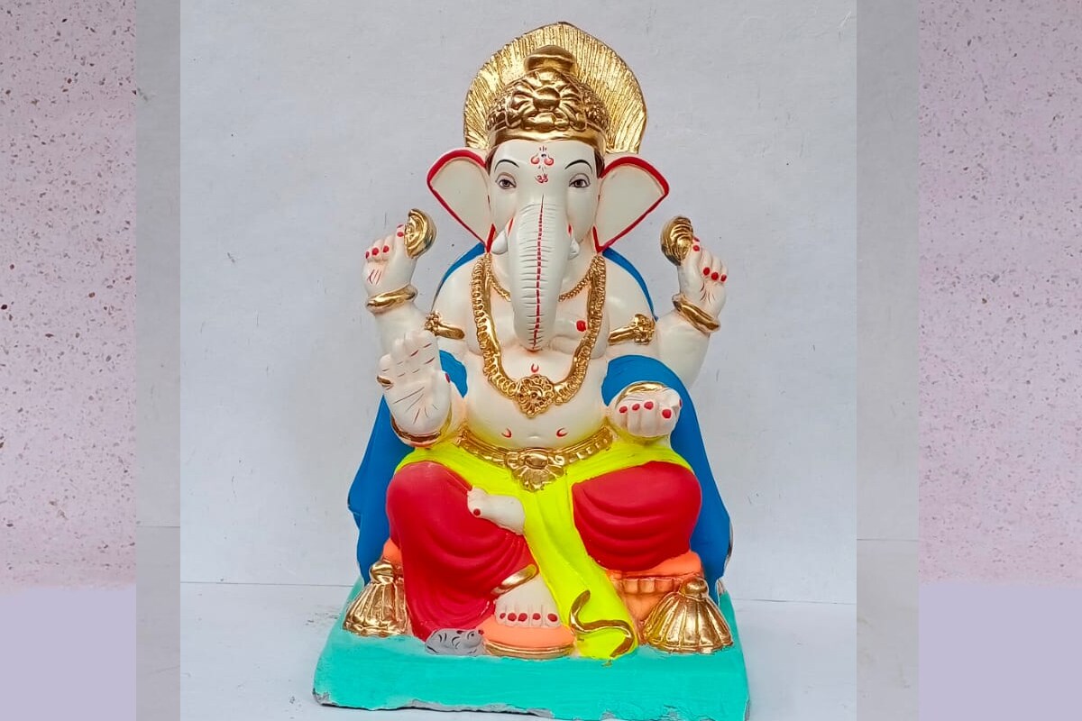 गणेशभक्तांना व्हिडीओ कॉलद्वारे मूर्ती विषयीचे शंकानिरसन करून मूर्ती निवडता येणार आहे. या बरोबरच मूर्ती घरपोच देण्याची सुविधाही येथे उपलब्ध आहे. गणेशभक्तांना व्हिडीओ कॉलद्वारे मूर्ती विषयीचे शंकानिरसन करून मूर्ती निवडता येणार आहे. या बरोबरच मूर्ती घरपोच देण्याची सुविधाही येथे उपलब्ध आहे.