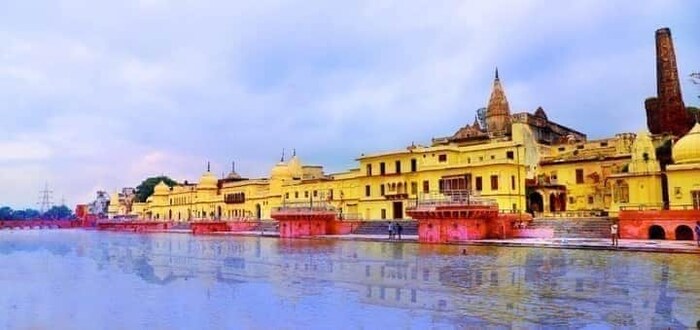 तर अयोध्येतल्या 20 हजार मंदिरांची रंग रंगोटी करण्यात आली आहे.