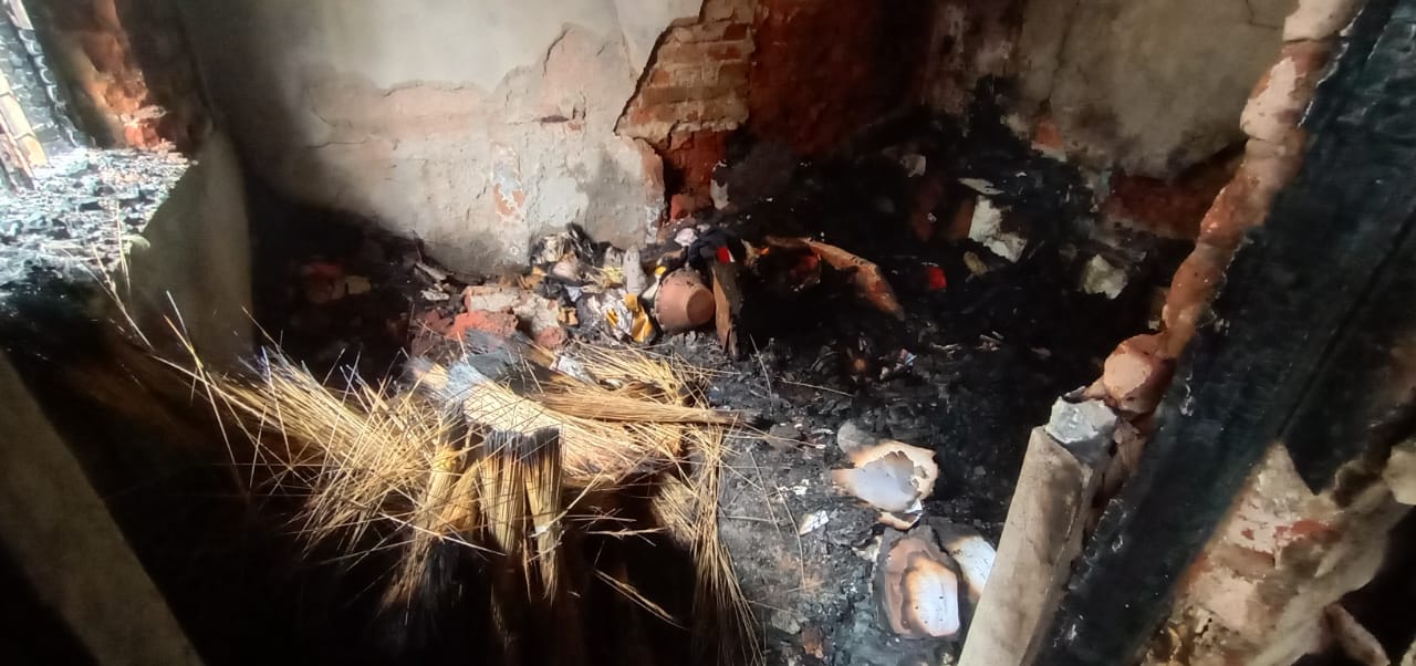जवामाला पांगविण्यासाठी पोलिसांनी गोळीबार देखील केला होता. या गोळीबारात 2 जण ठार झाल्याची माहिती समोर आली आहे. जवामाला पांगविण्यासाठी पोलिसांनी गोळीबार देखील केला होता. या गोळीबारात 2 जण ठार झाल्याची माहिती समोर आली आहे.