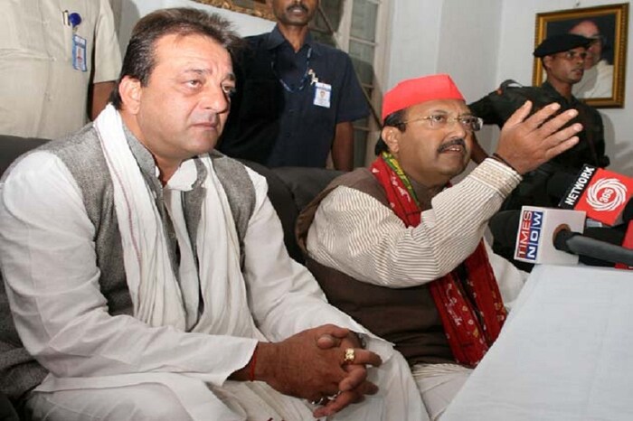 उत्तर प्रदेशात बॉलिवूडच्या सगळ्या दिग्गज कलाकारांना घेऊन त्यांनी कार्यक्रम घडवून आणले होते.