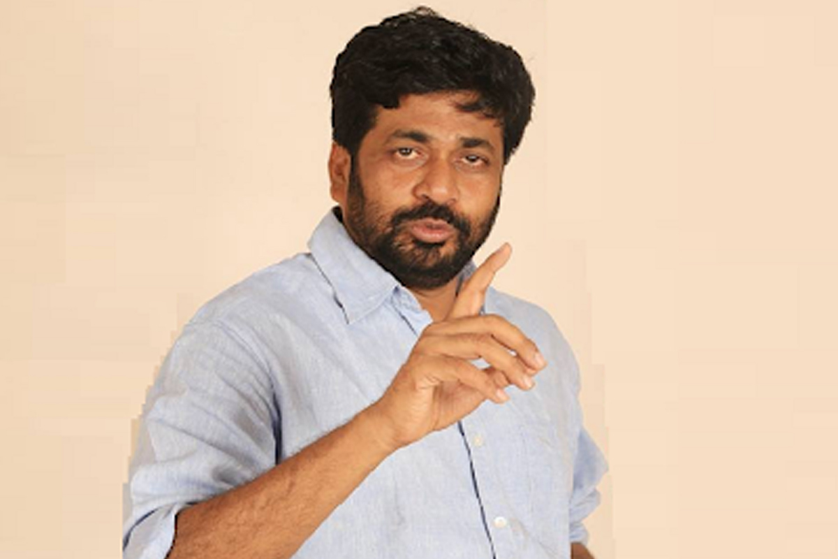 नाथांच्या जाण्याने उत्तर महाराष्ट्रात भाजप अनाथ होणार- बच्चू कडू