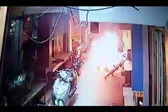 भरदिवसा व्यावसायिकाला जिवंत जाळलं; 90 टक्के भाजलं शरीर, अंगावर शहारे आणणारा VIDEO