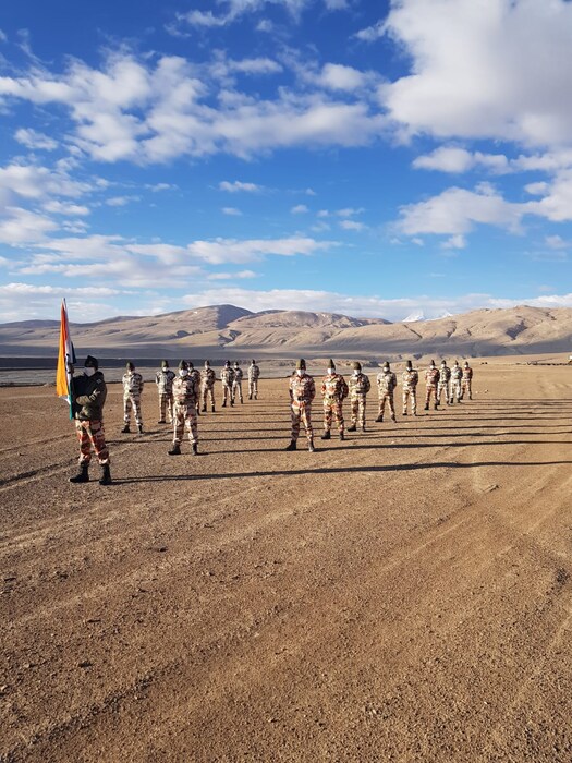 यंदाच्या स्वातंत्र्य दिनावर कोरोनाचं सावट असल्याचं पाहायला मिळत आहे.