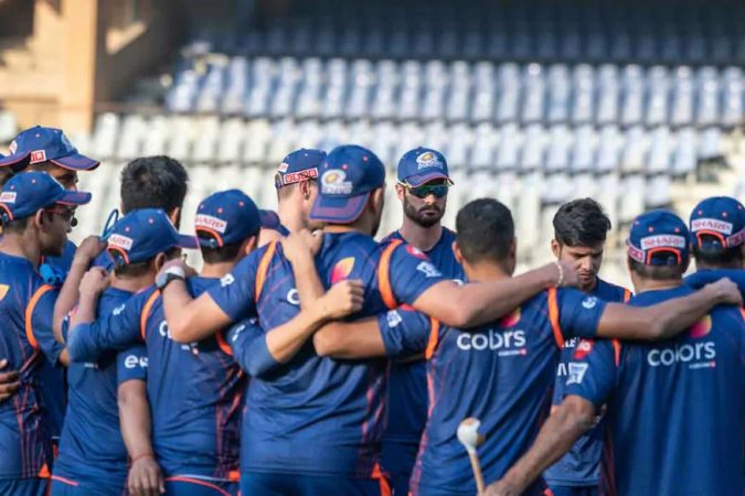 सामाजिक, सांस्कृतिक, क्रीडा, धार्मिक किंवा राजकीय संमेलनांना परवानगी नाही. पण 21 सप्टेंबरपासून नियम होणार शिथिल सामाजिक, सांस्कृतिक, क्रीडा, धार्मिक किंवा राजकीय संमेलनांना परवानगी नाही. पण 21 सप्टेंबरपासून नियम होणार शिथिल