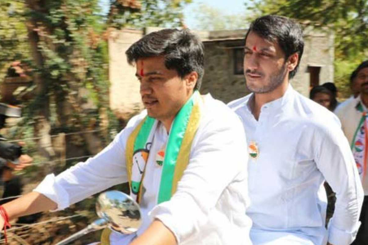 पार्थ यांनी केली होती सुशांत प्रकरणाची CBI चौकशीची मागणी, रोहित पवार म्हणाले...